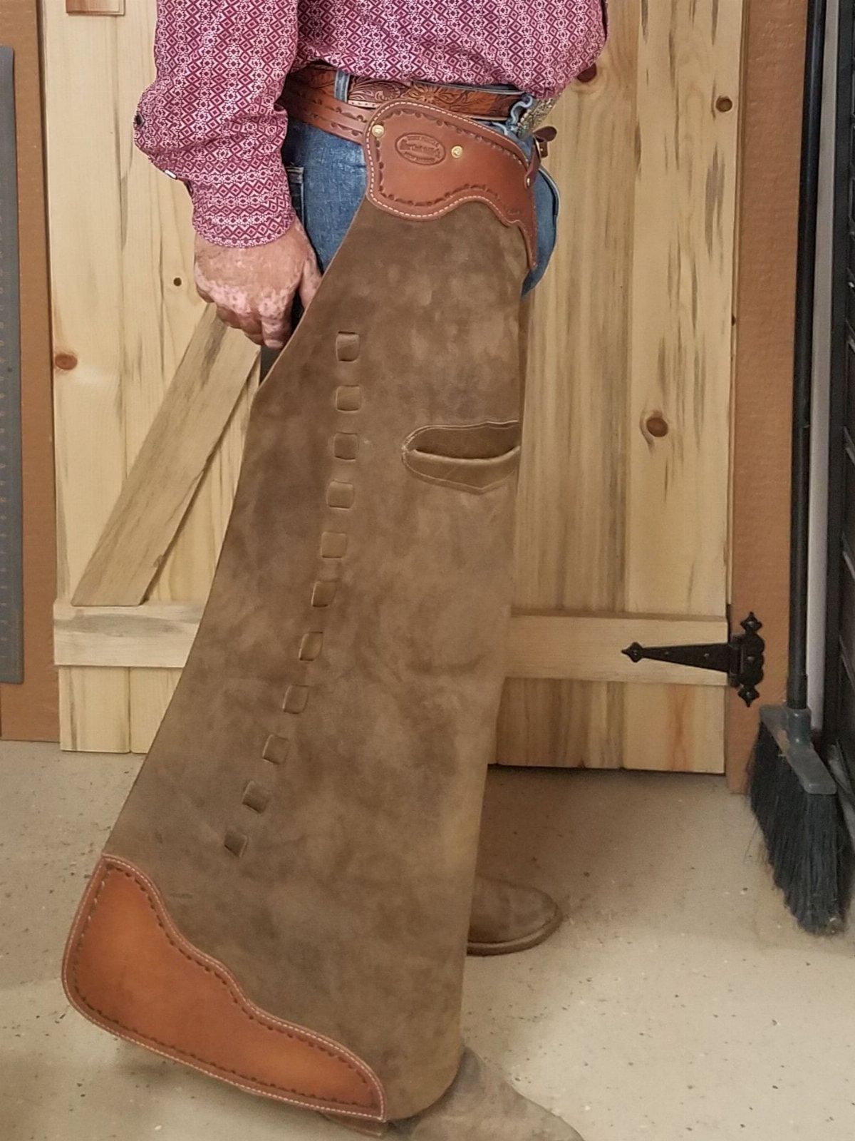 #204 arizona style chaps (starts at)
