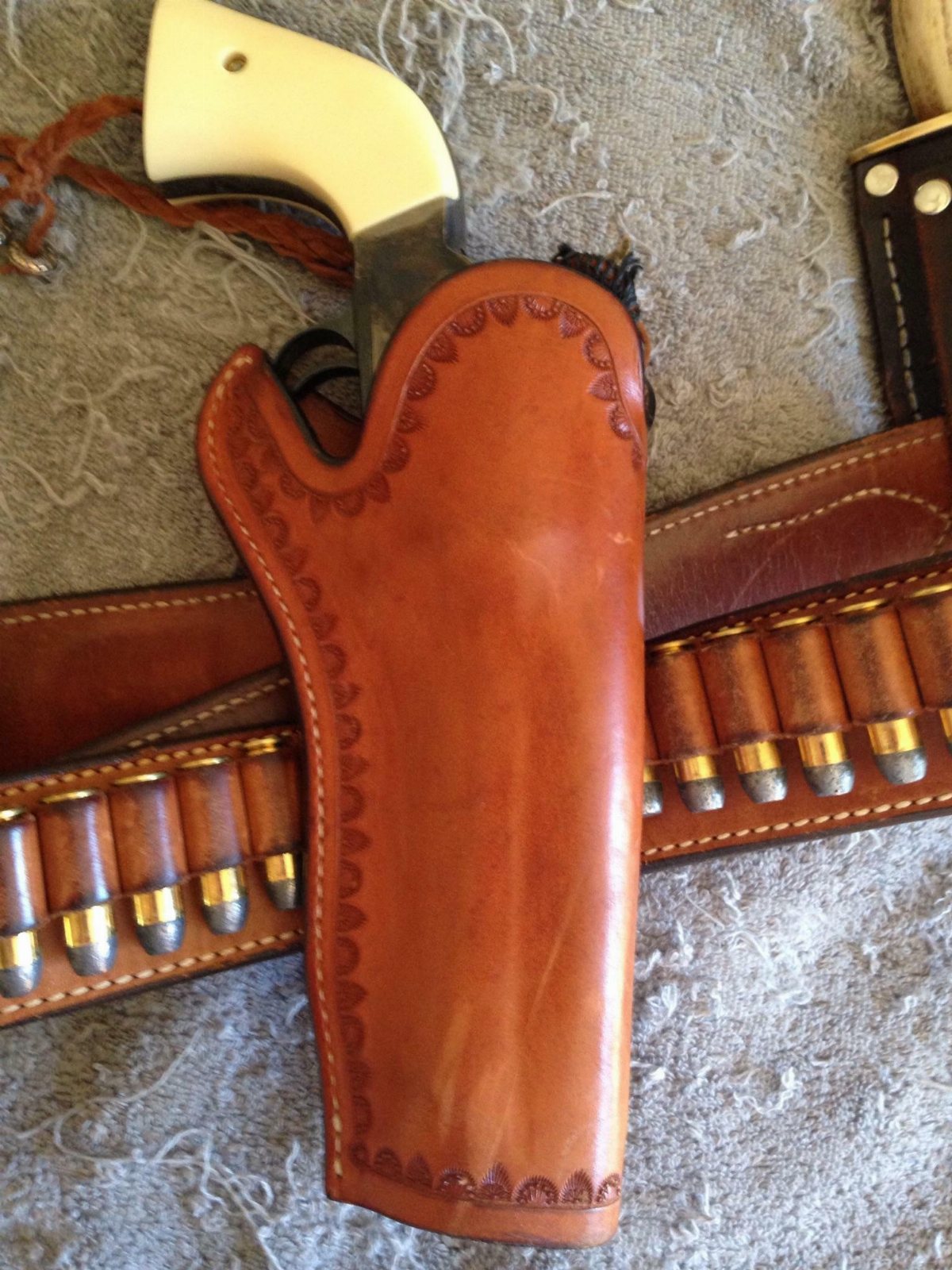 #407 colt six shooter holster any length with border stamp